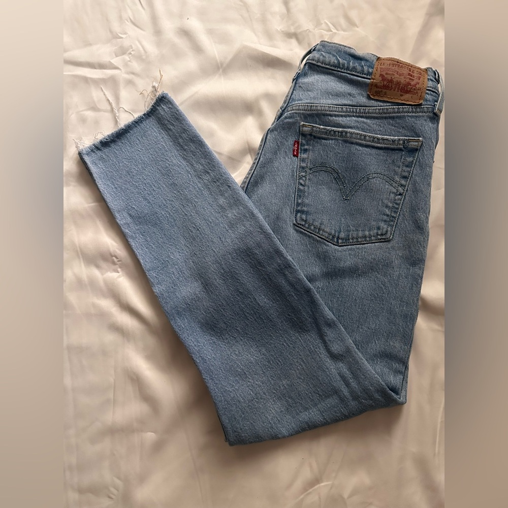 Levi’s 501s Skinny Womens 27X28 Button Fly Raw Hem Stretch Jeans
